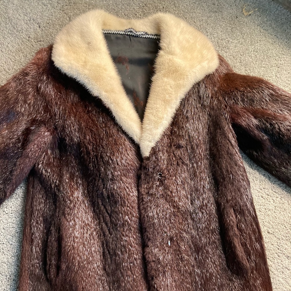 Mink fur coat with collar